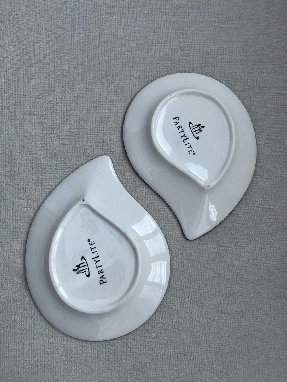 Partylite Groovy Teardrop shaped candleholders - Picture 2 of 3